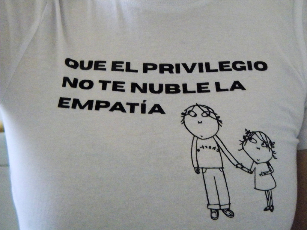 Polera ''empatía y xarlilola''