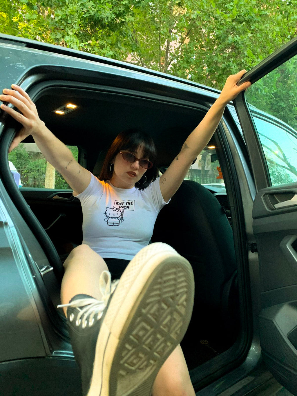 Polera ''Hello Kitty eat''